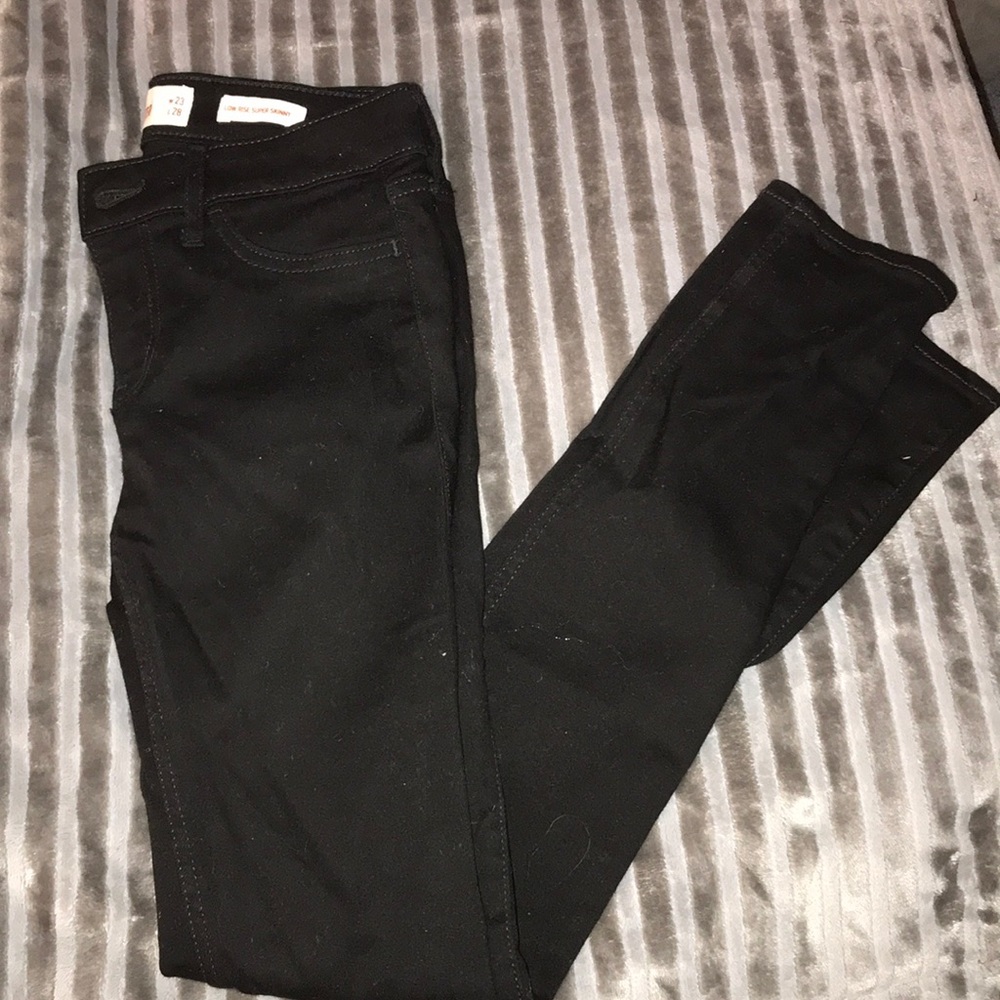 black hollister jeans